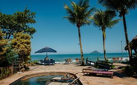 Chez Louise et Louis Pé na Areia
