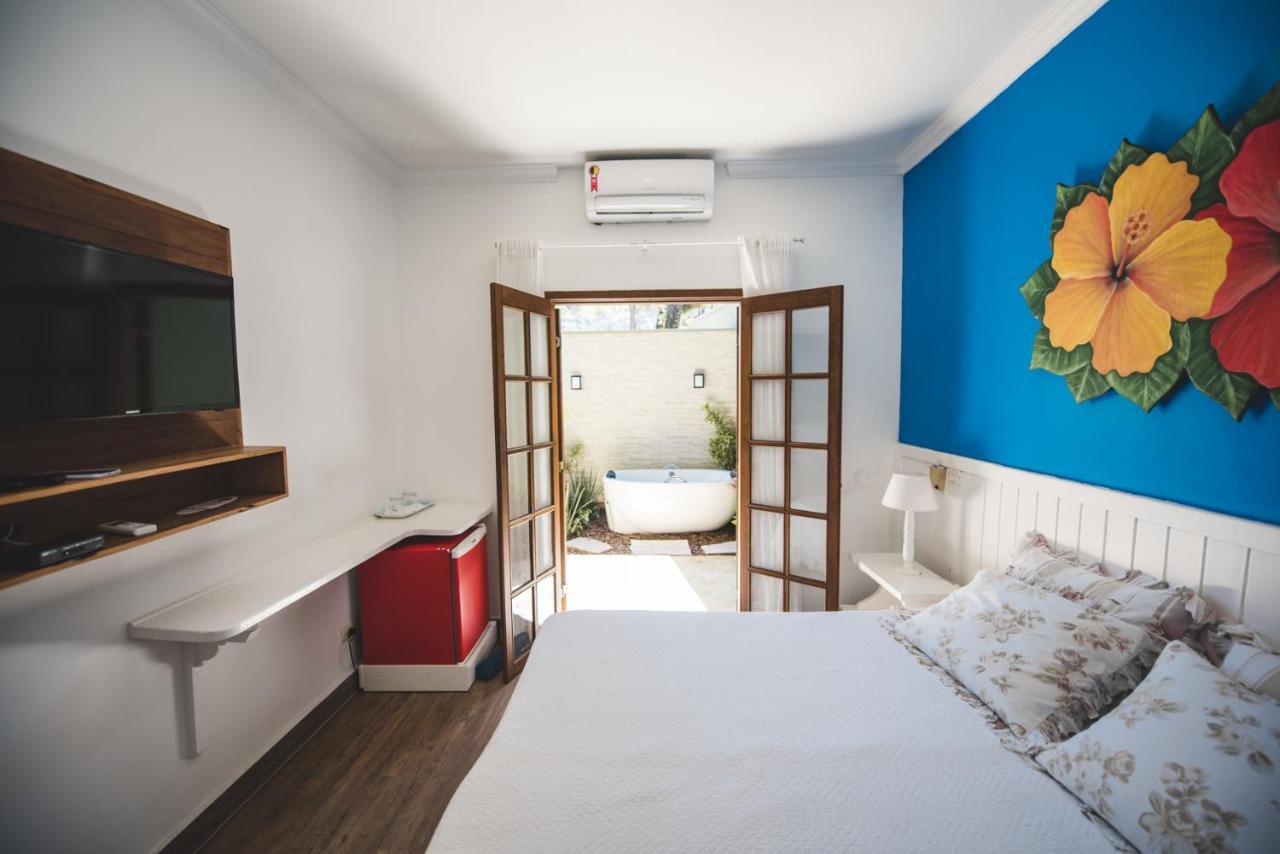 Hotel Chez Louise et Louis Pé na Areia à Juqueí Extérieur photo