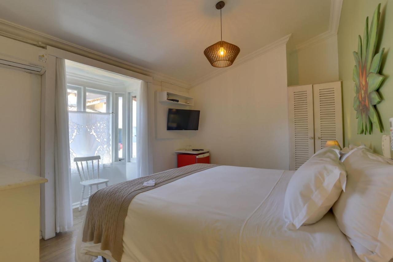 Hotel Chez Louise et Louis Pé na Areia à Juqueí Extérieur photo